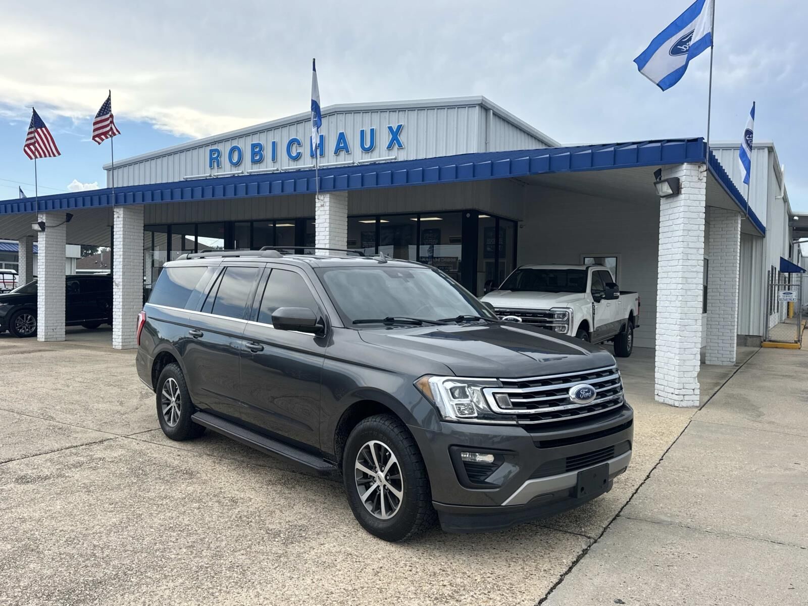 2021 FORD Expedition