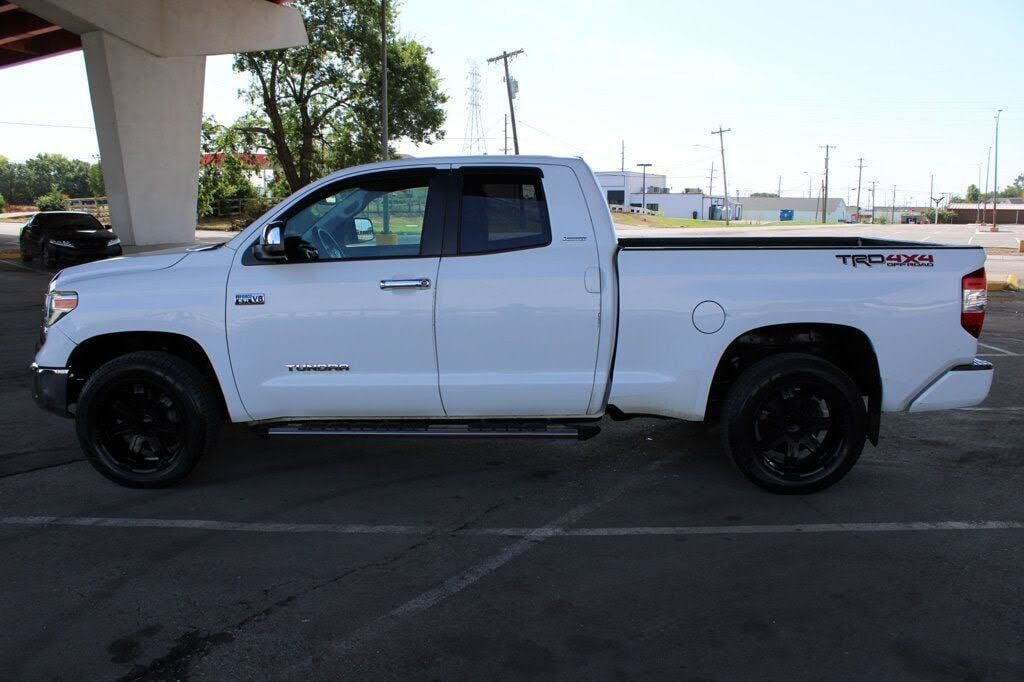 2018 TOYOTA Tundra