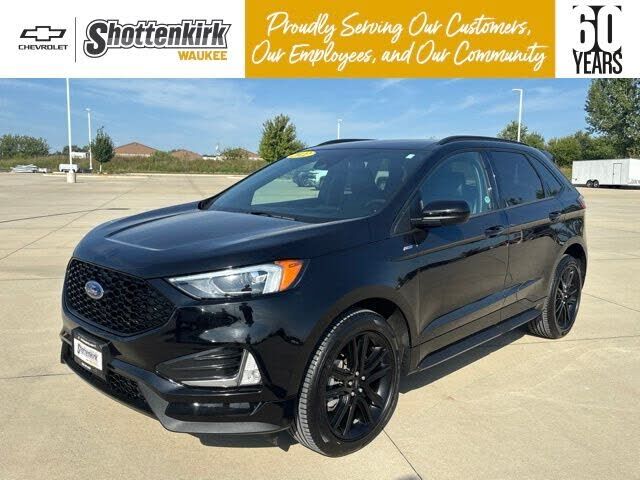2022 FORD Edge