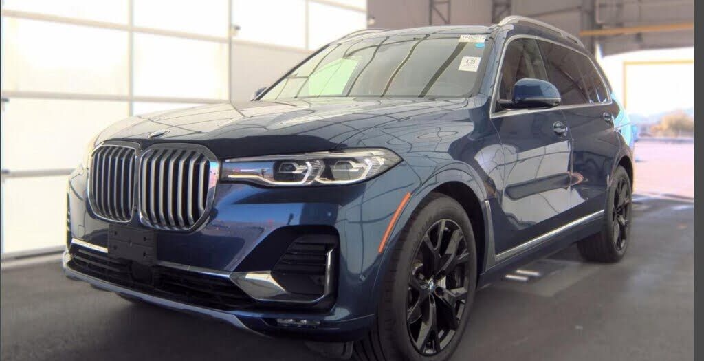 2021 BMW X7