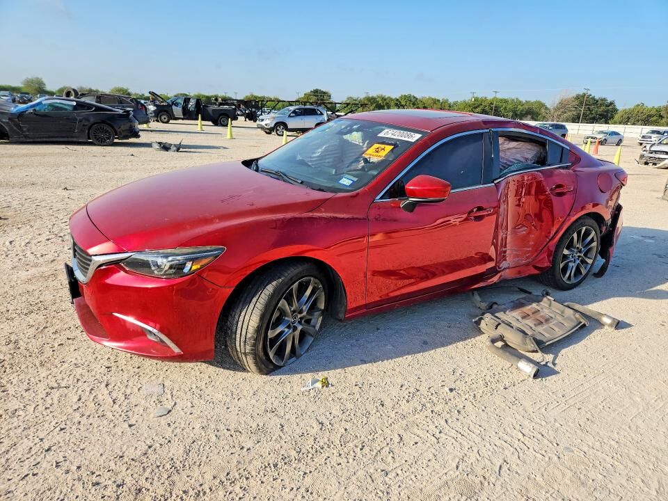 2017 MAZDA Mazda6