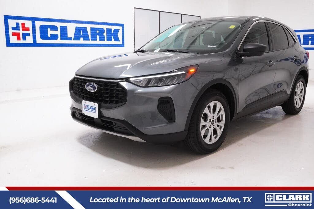 2024 FORD Escape