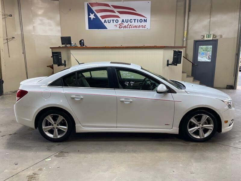 2013 CHEVROLET Cruze