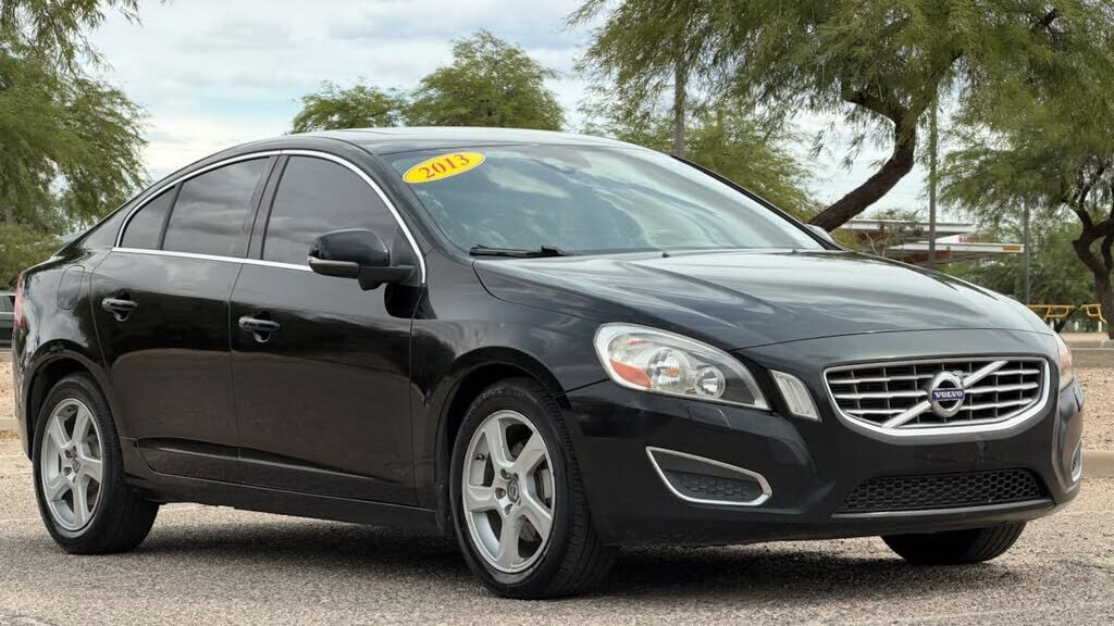 2013 VOLVO S60