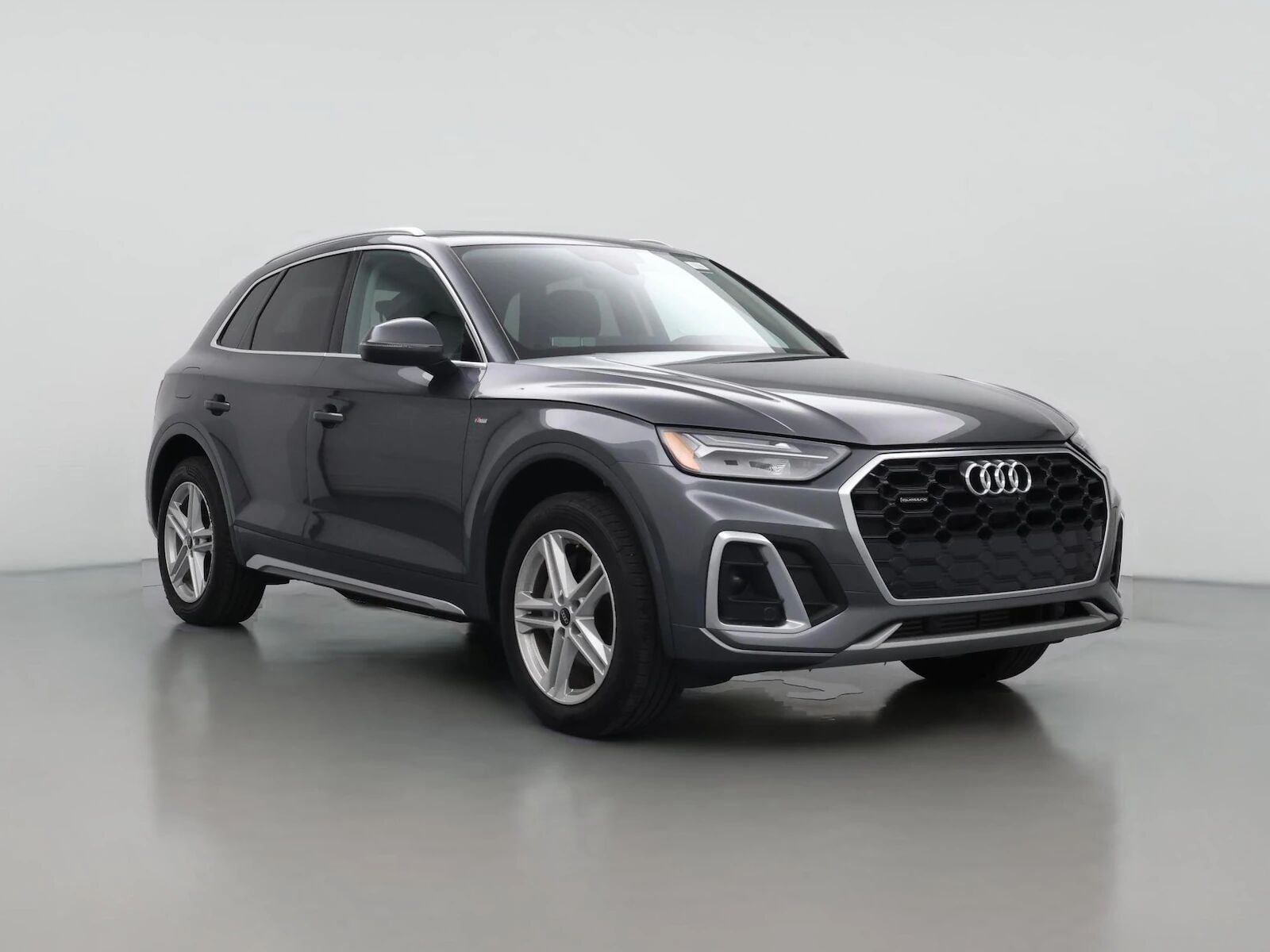 2023 AUDI Q5 e