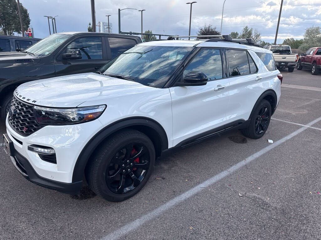 2024 FORD Explorer