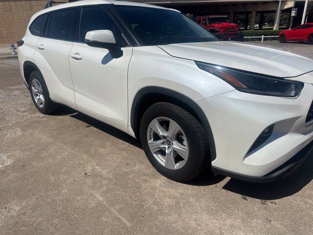 2021 TOYOTA Highlander