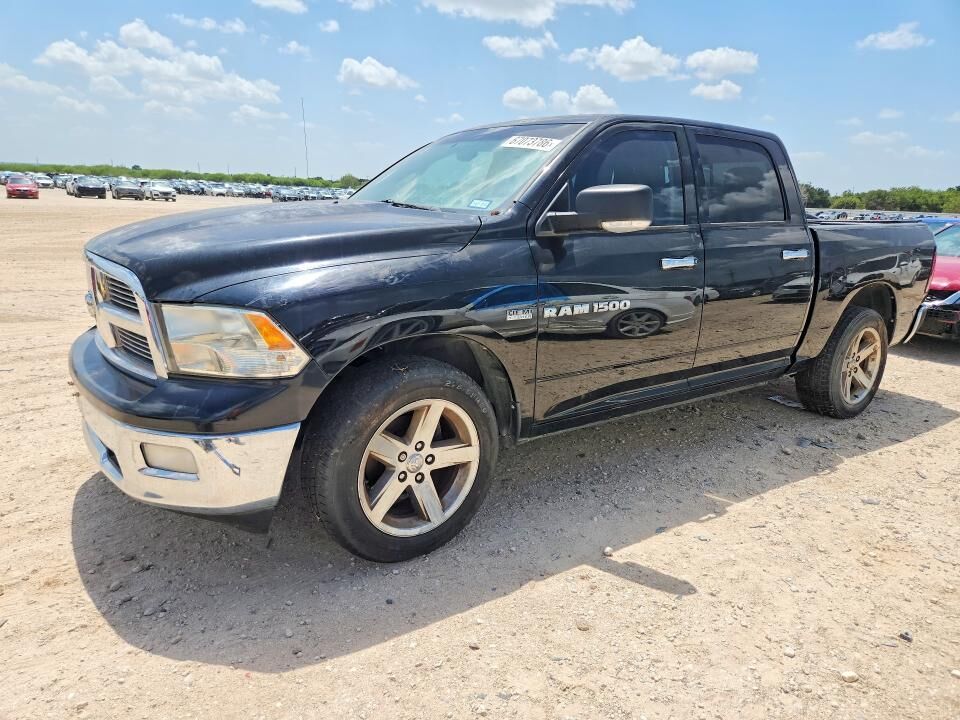 2012 DODGE Ram