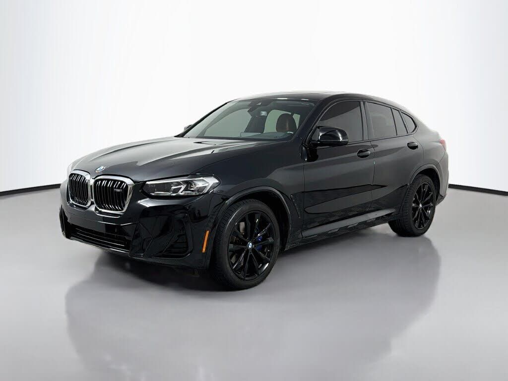 2023 BMW X4