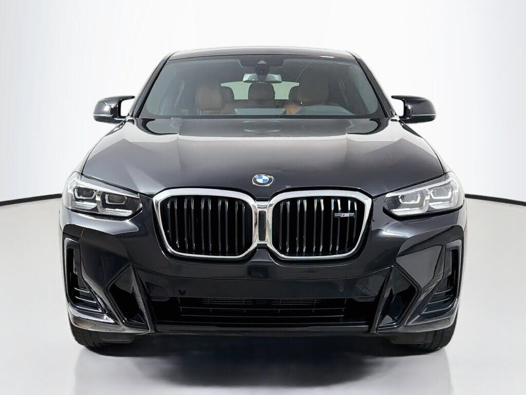 2023 BMW X4
