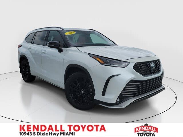 2025 TOYOTA Highlander