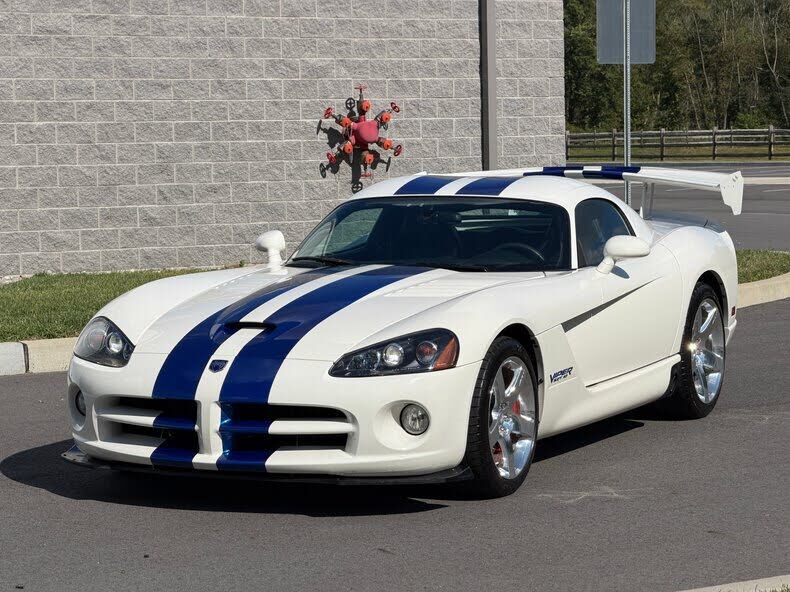 2006 DODGE Viper