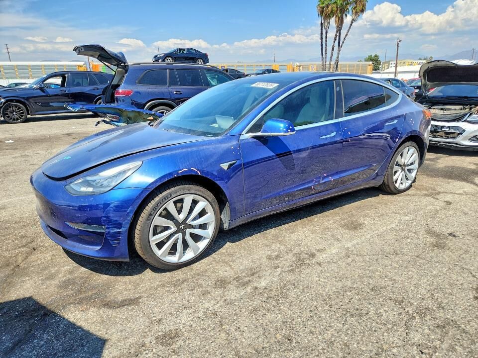 2020 TESLA Model 3