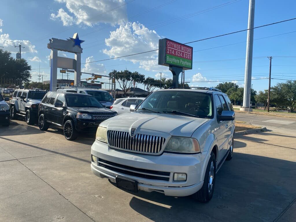 2005 LINCOLN Navigator