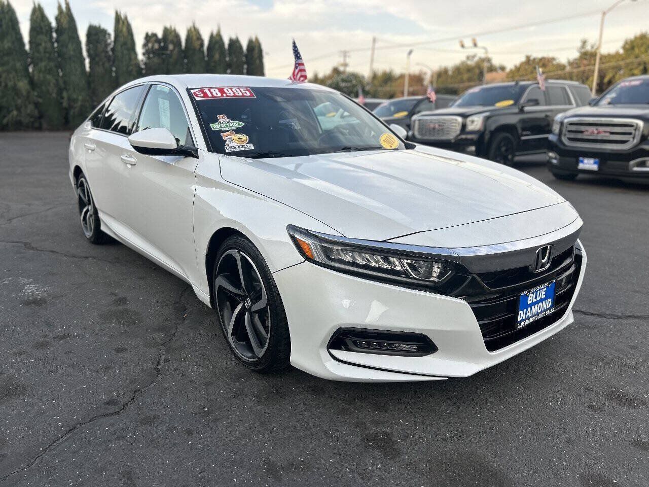 2019 HONDA Accord