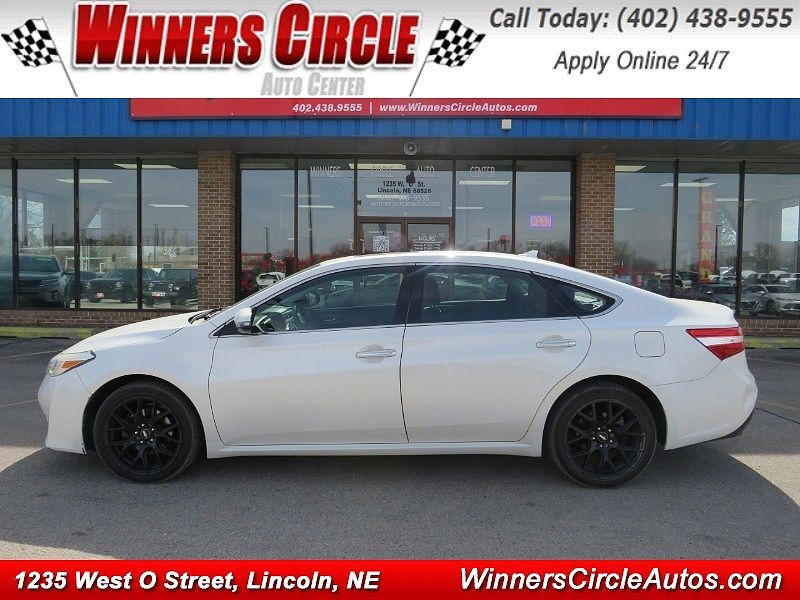 2013 TOYOTA Avalon