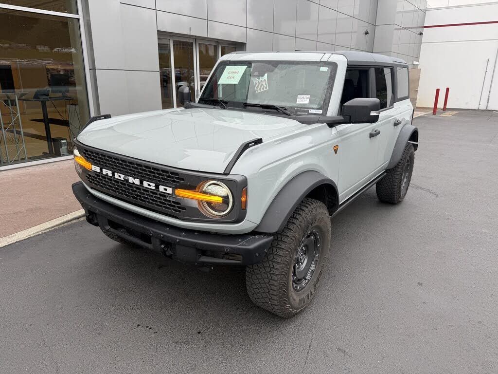 2024 FORD Bronco