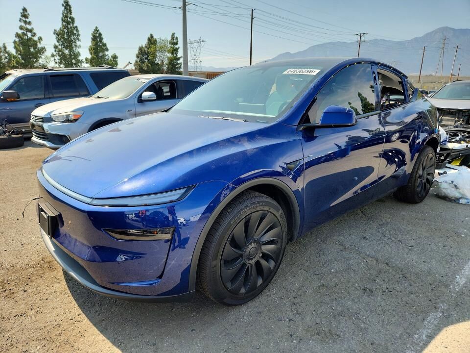 2026 TESLA Model Y