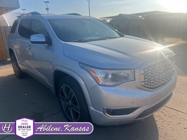 2017 GMC Acadia