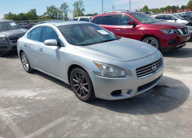 2009 NISSAN Maxima