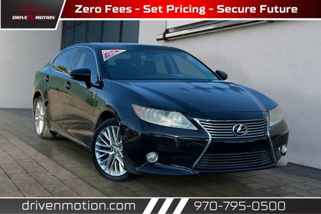 2013 LEXUS ES