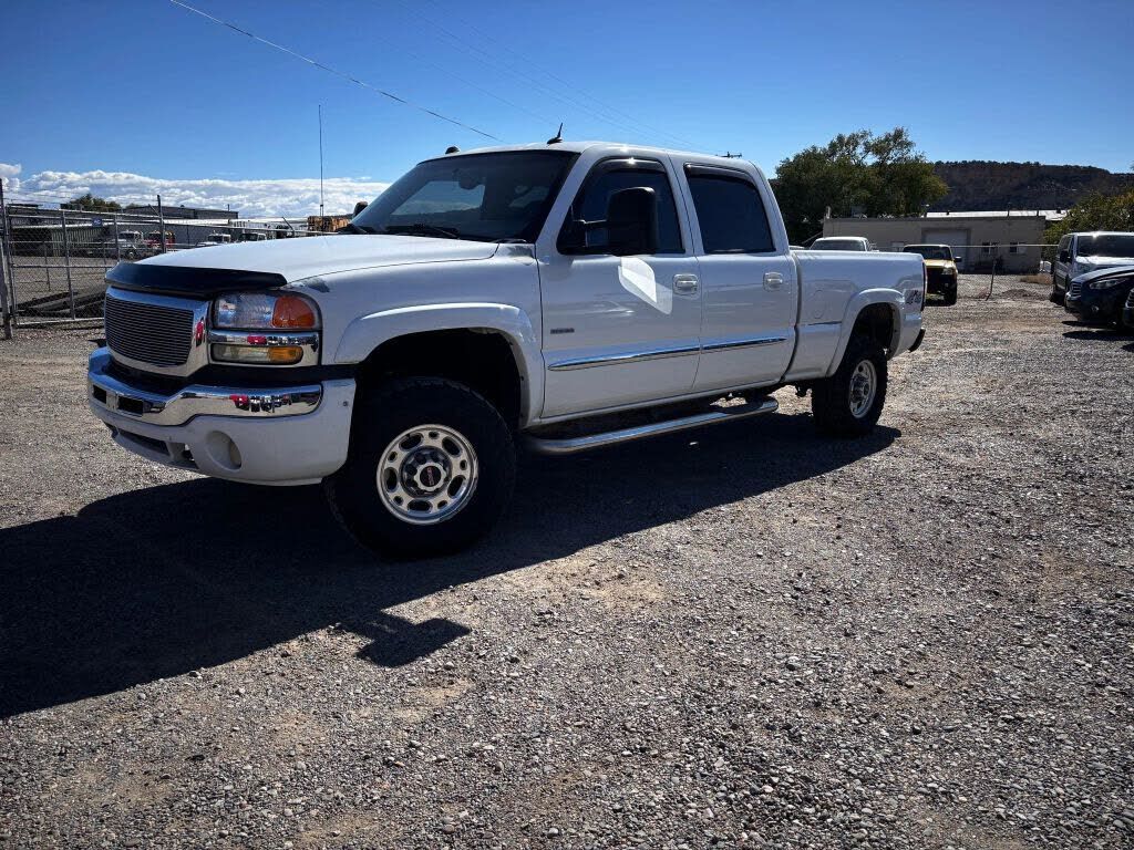 2005 GMC Sierra
