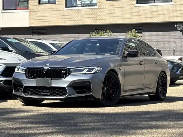 2022 BMW M5