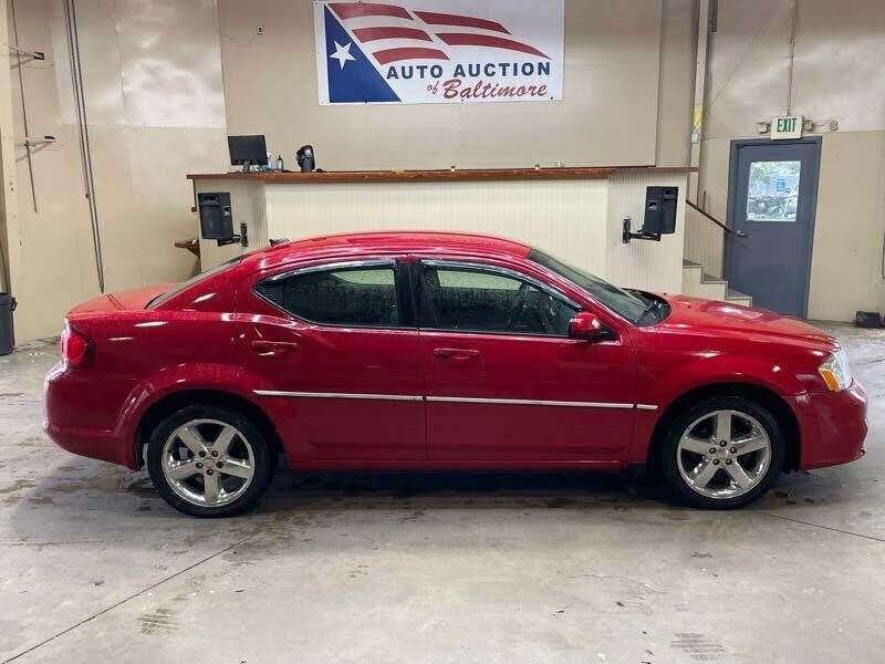 2011 DODGE Avenger