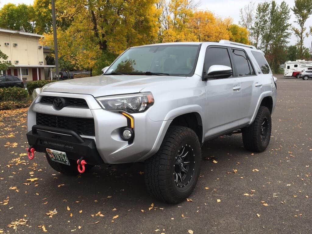 2017 TOYOTA 4-Runner