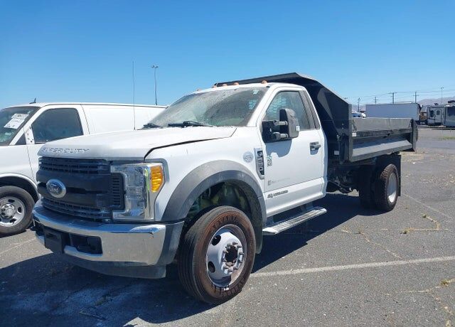 2017 FORD F-550