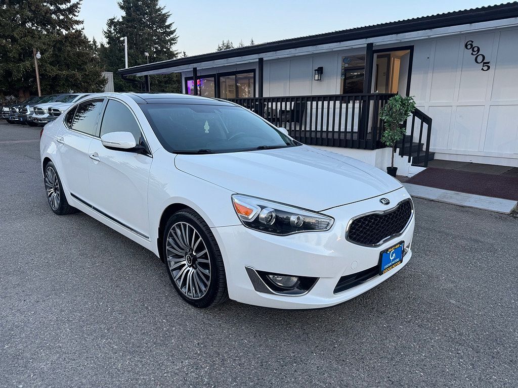 2016 KIA Cadenza