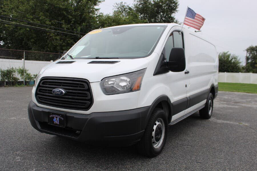 2018 FORD Transit