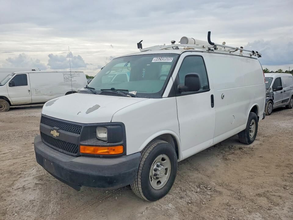 2013 CHEVROLET Express