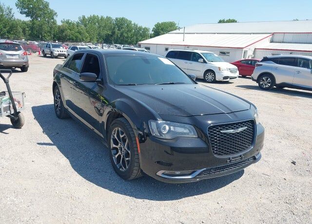2016 CHRYSLER 300