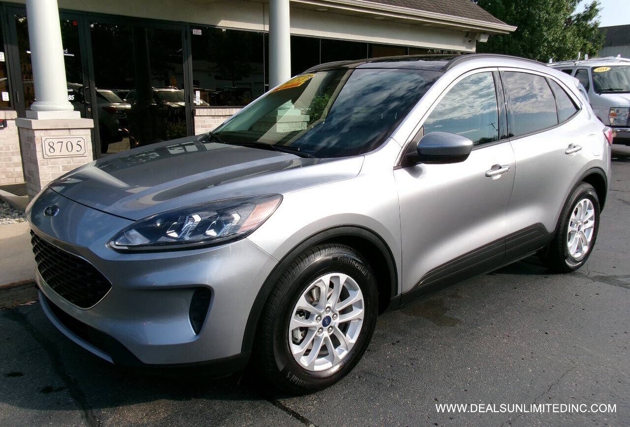 2021 FORD Escape