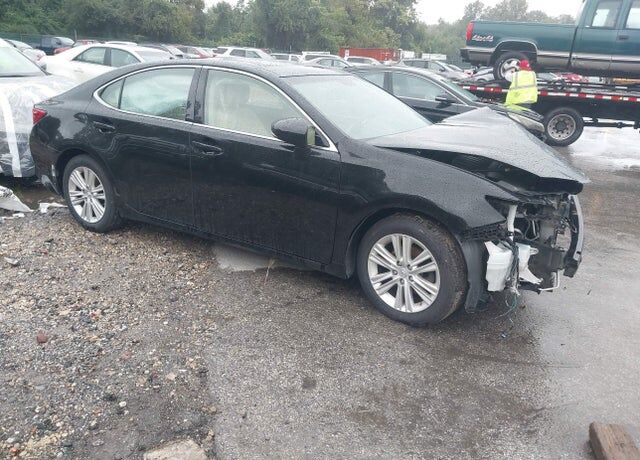 2014 LEXUS ES