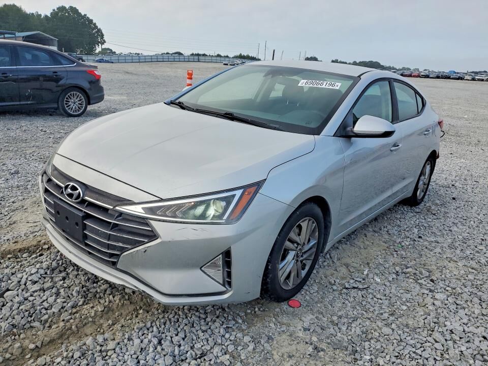 2019 HYUNDAI Elantra
