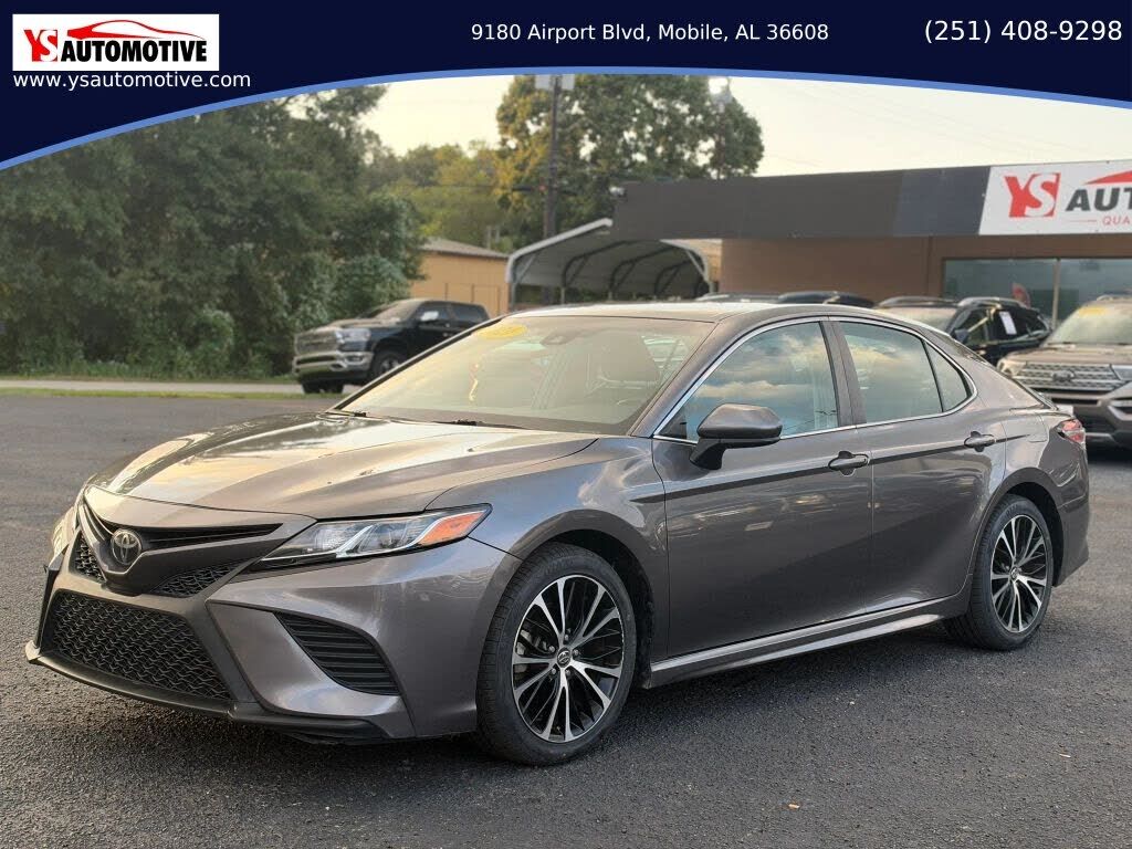 2020 TOYOTA Camry