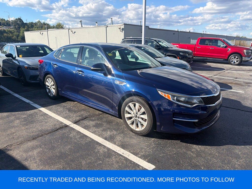 2018 KIA Optima
