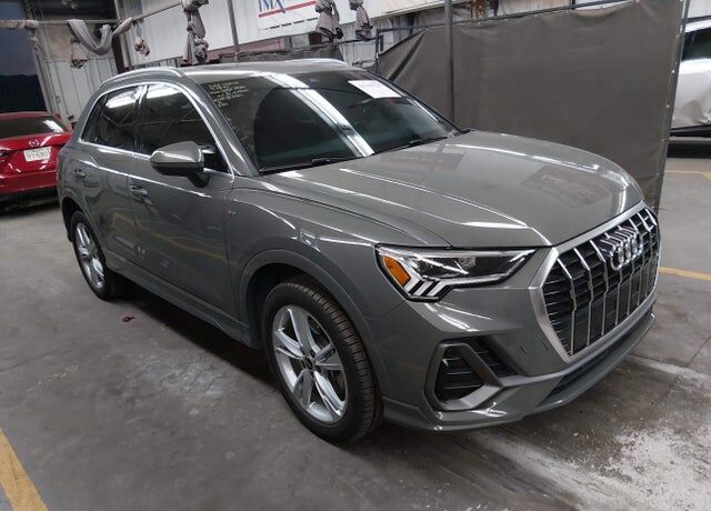 2022 AUDI Q3