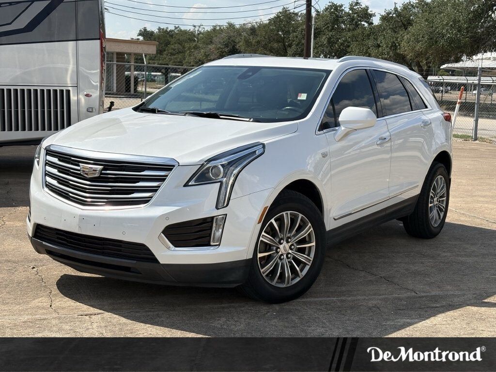 2017 CADILLAC XT5