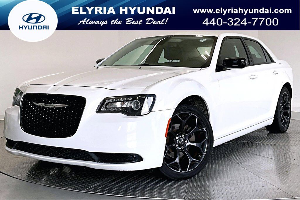 2020 CHRYSLER 300