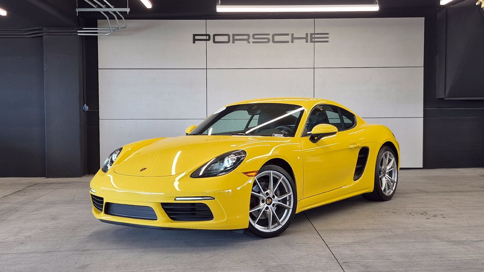 2019 PORSCHE 718