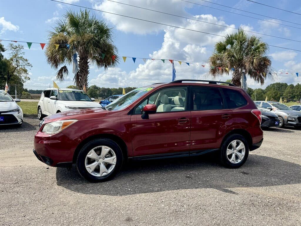 2014 SUBARU Forester