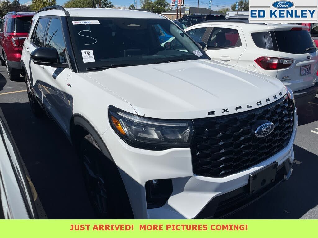 2025 FORD Explorer