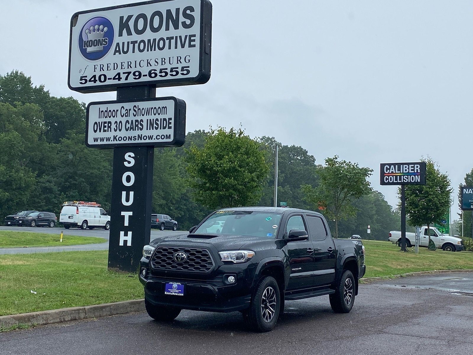 2020 TOYOTA Tacoma