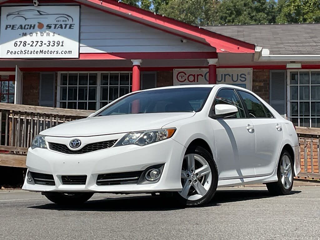 2013 TOYOTA Camry