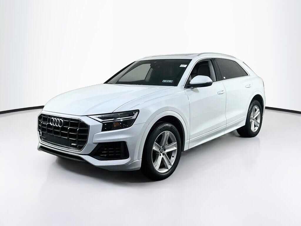 2020 AUDI Q8