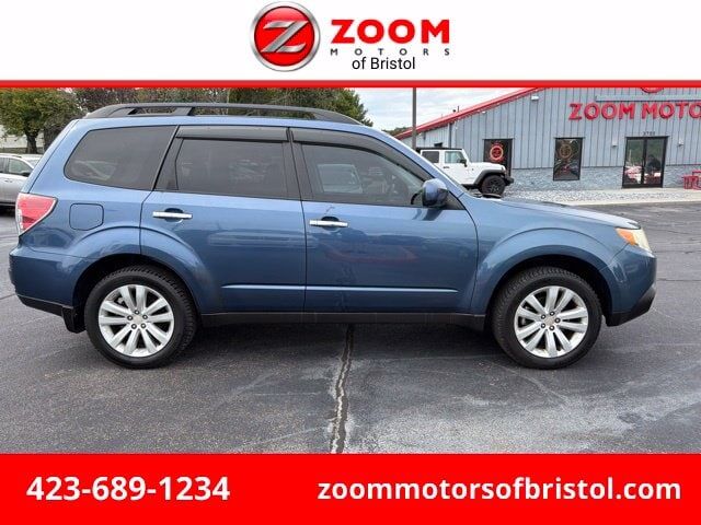 2012 SUBARU Forester
