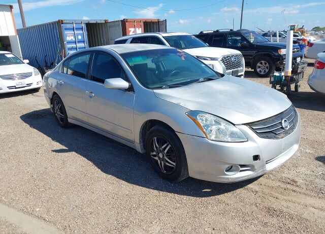 2010 NISSAN Altima